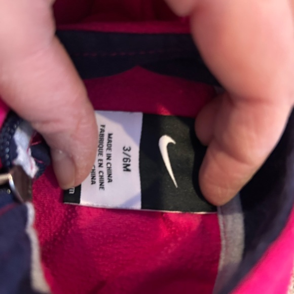 Nike Kids Set - Fuchsia and Purple - Picture 2 of 4